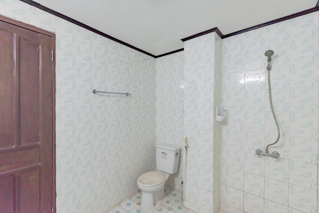 فندق Reddoorz Near Plaza Balikpapan المظهر الخارجي الصورة
