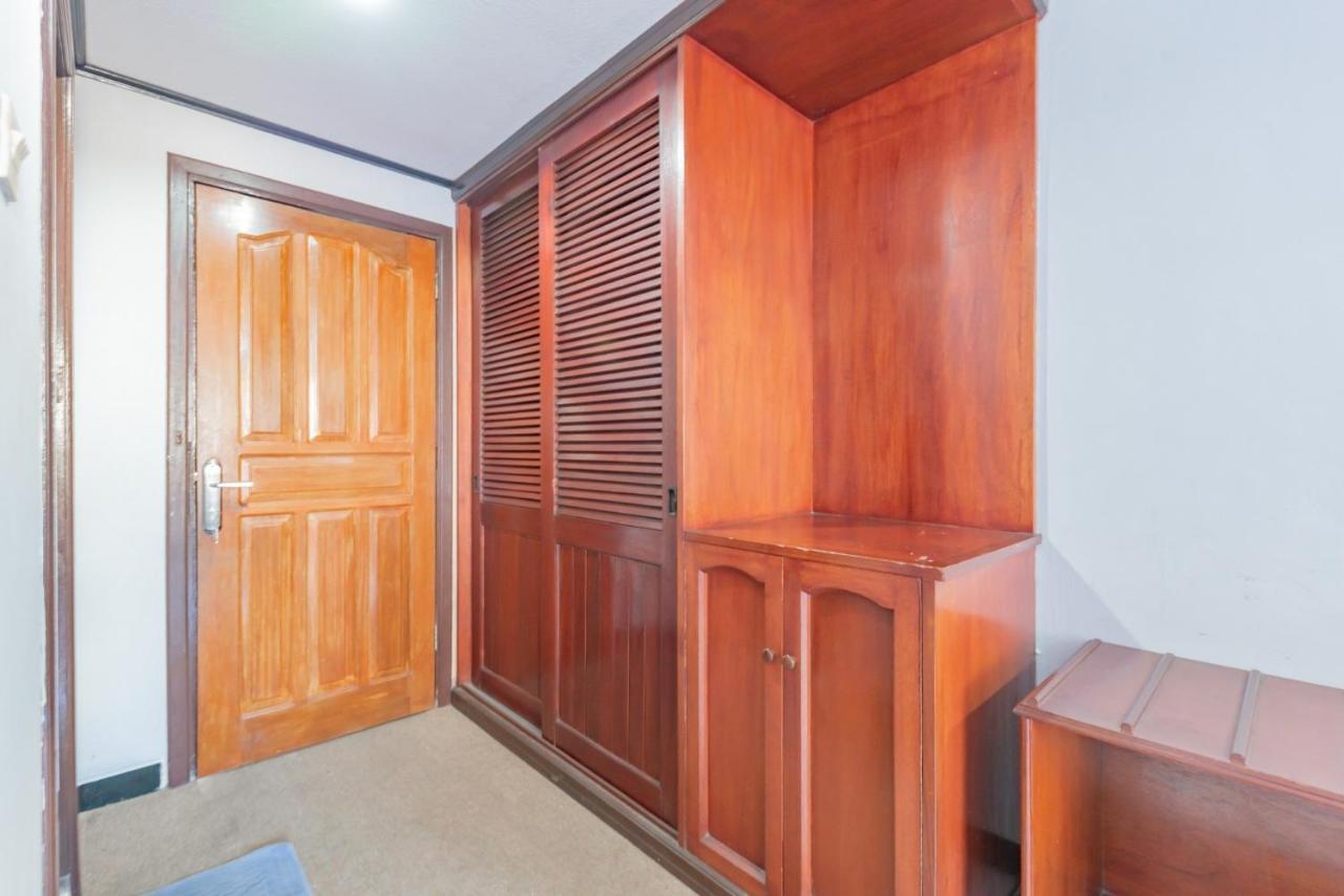 فندق Reddoorz Near Plaza Balikpapan المظهر الخارجي الصورة