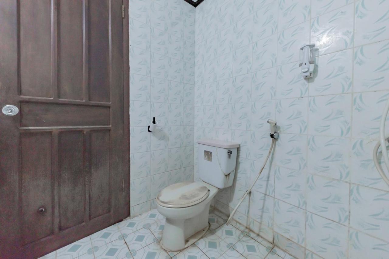 فندق Reddoorz Near Plaza Balikpapan المظهر الخارجي الصورة