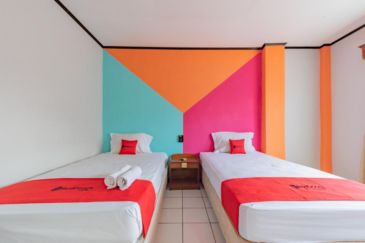فندق Reddoorz Near Plaza Balikpapan المظهر الخارجي الصورة