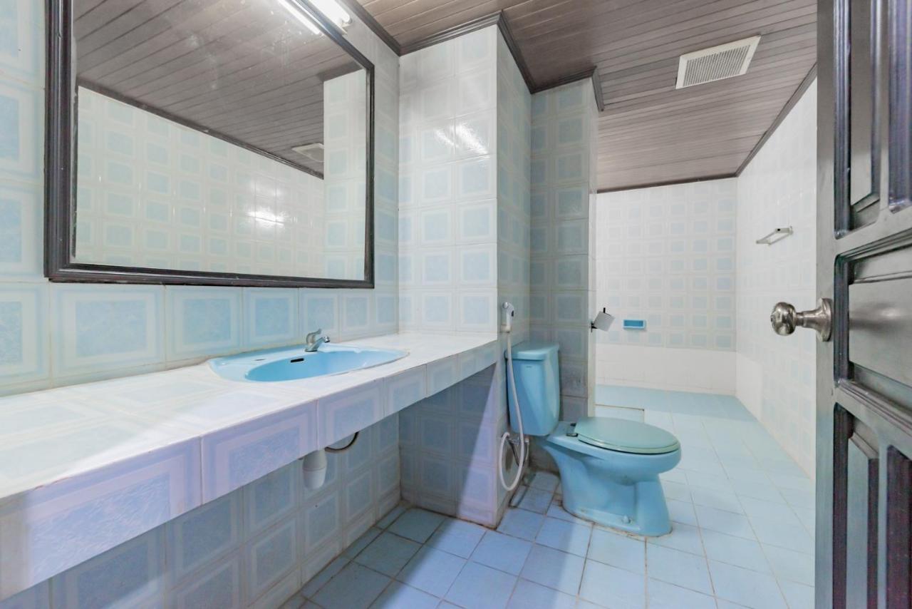 فندق Reddoorz Near Plaza Balikpapan المظهر الخارجي الصورة