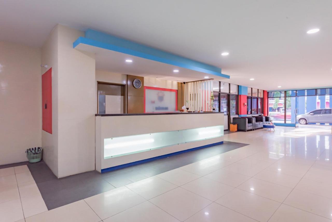فندق Reddoorz Near Plaza Balikpapan المظهر الخارجي الصورة