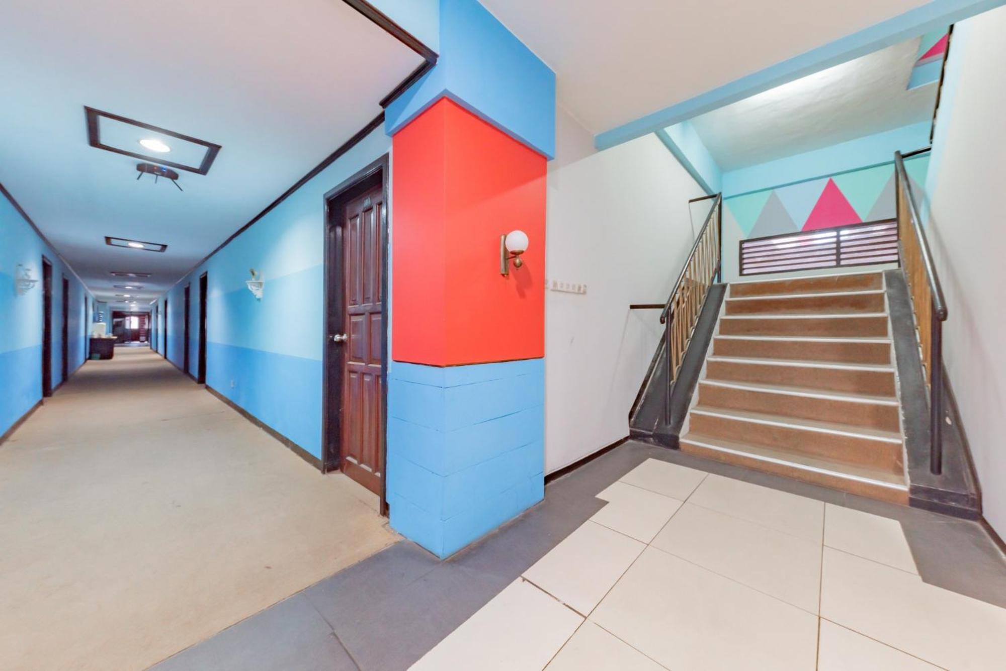 فندق Reddoorz Near Plaza Balikpapan المظهر الخارجي الصورة